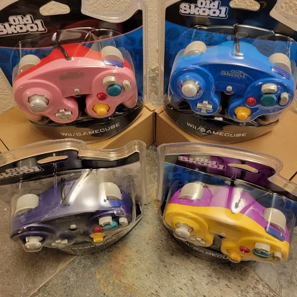 4 Gamecube Controllers - 4 Colors Bundle (NEW) Purple Yellow Pink Blue, Nintendo